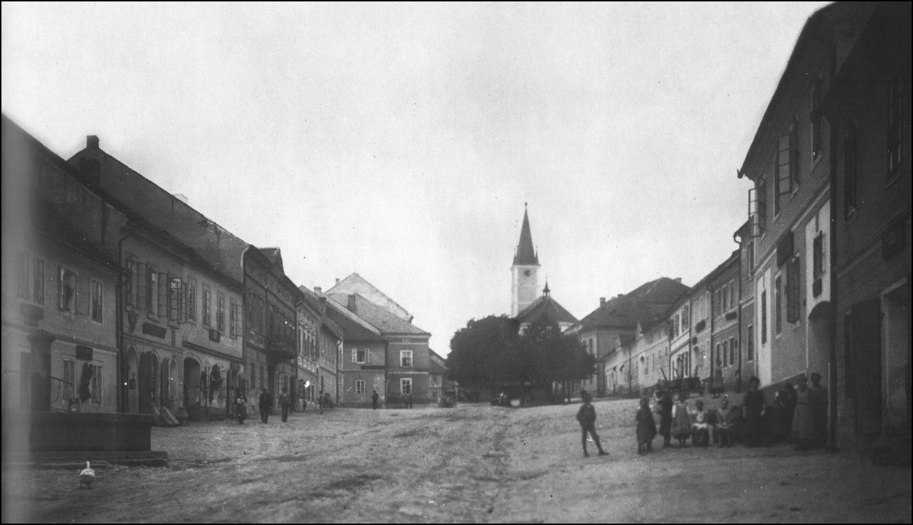 Náměstí